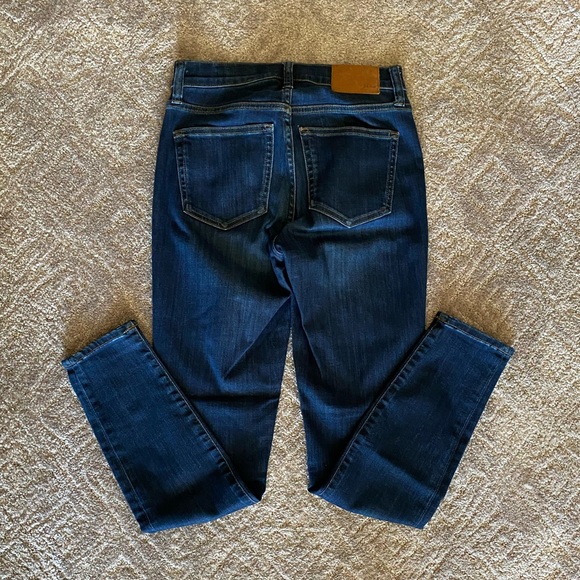 Women’s JCrew 9” high rise toothpick sz 25 Dark Wash EUC - Picture 3 of 3